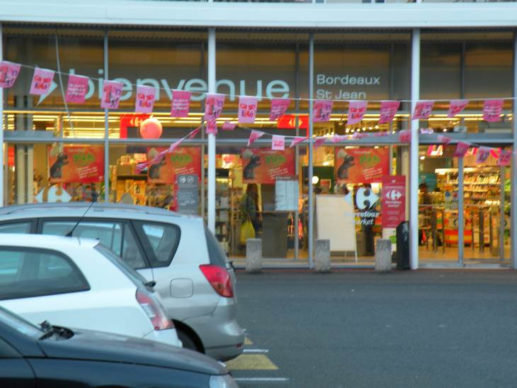  Carrefour, Saint-Jean